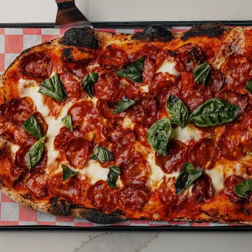 Diavolo Pizza (1 Ft. Pala).