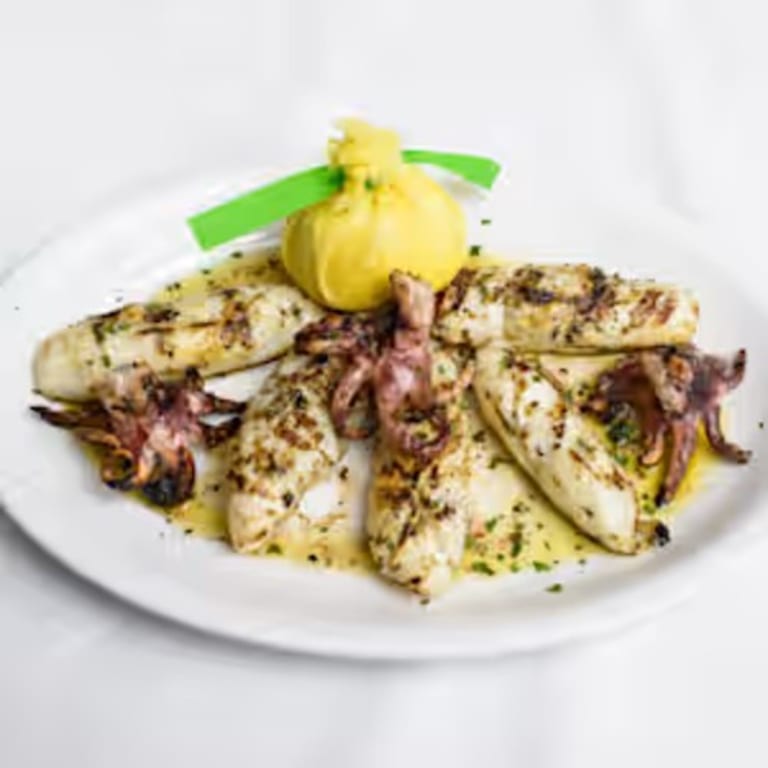 Takeout Delights: Italian and Seafood Specialties