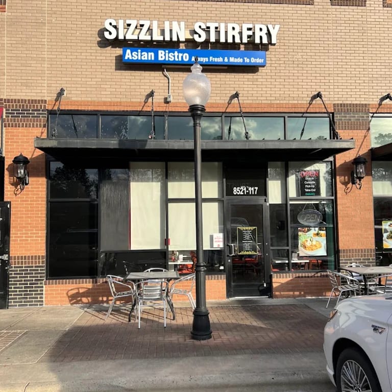 Welcome to Sizzlin Stirfry Asian Bistro