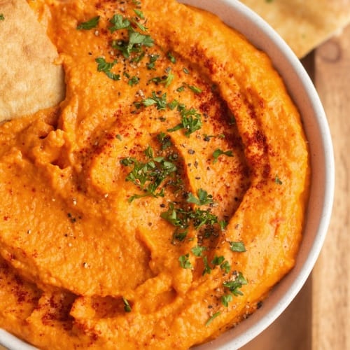 ROASTED RED PEPPER HUMMUS SPECİAL Plate.