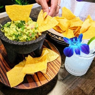 Guacamole & Tostadas