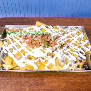 Nachos with carne enchilada