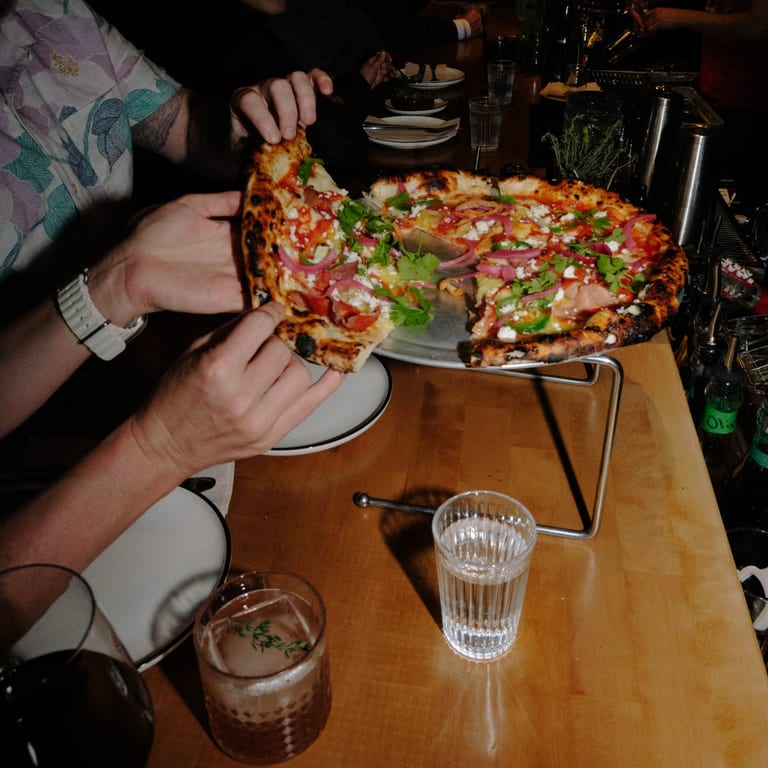 Welcome to DAMNFiNE Pizza