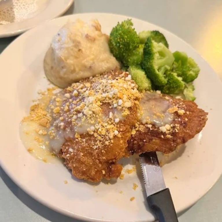 Crunchy Potato Chips: A Southern Delight