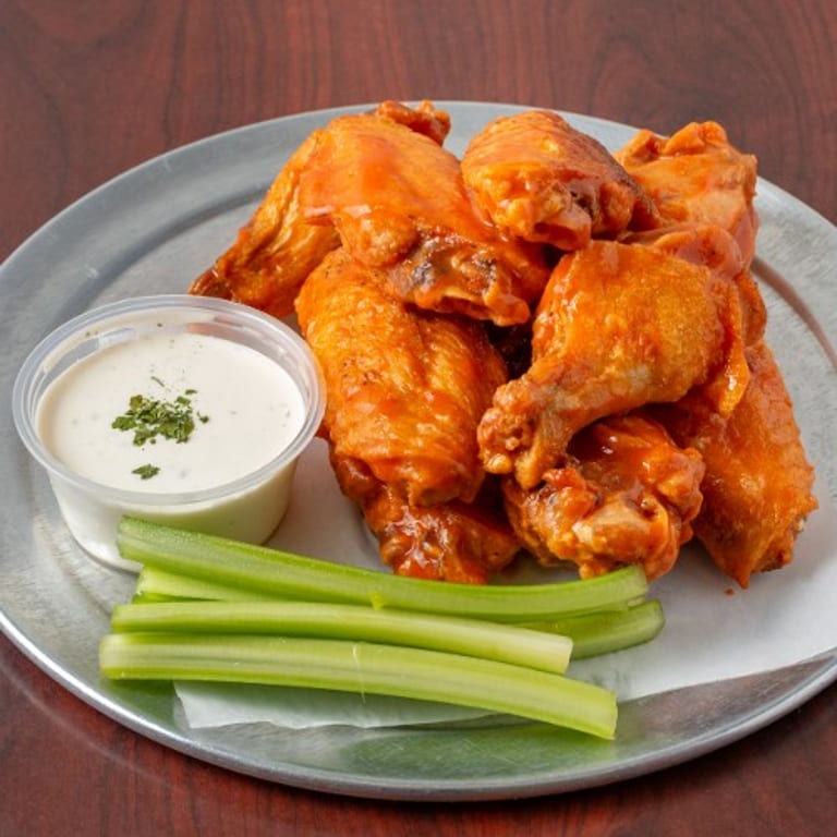 Delicious Chicken Wings: A Crowd Favorite