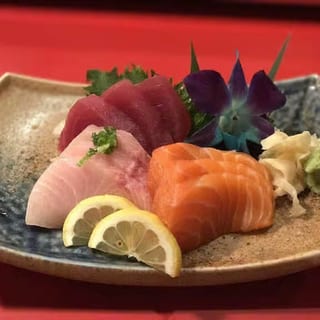 Red & White Sashimi Combo