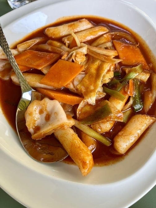 Rice Cake / Tteokbokki - Spicy.