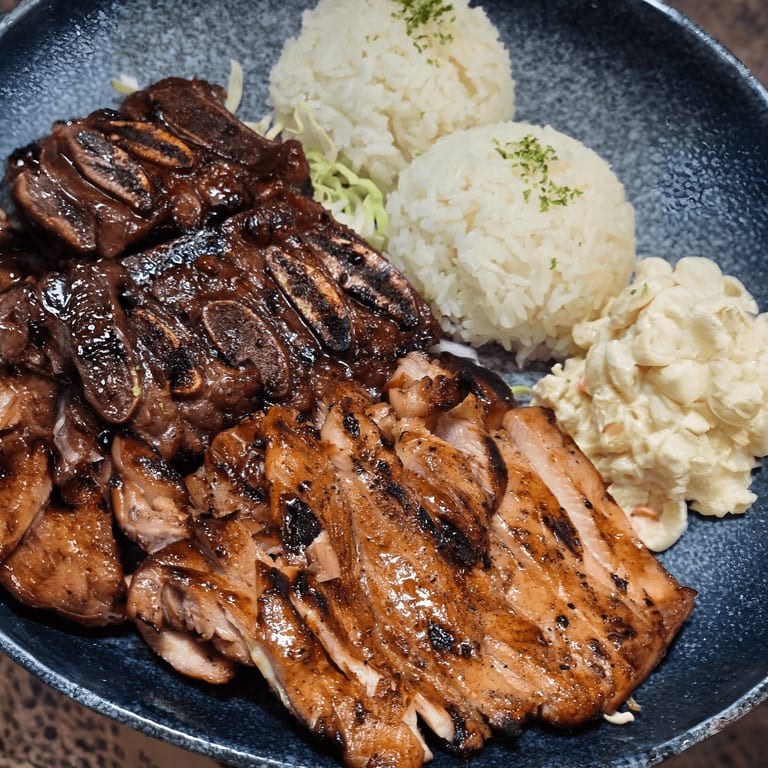 Delicious Japanese Cuisine: Ramen, Sushi, and More