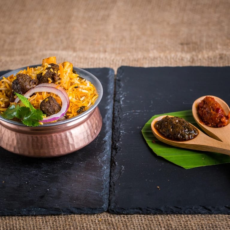 Delicious Curry Creations: Indian Cuisine Favorites