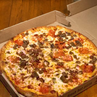 Quattro Carne Pizza