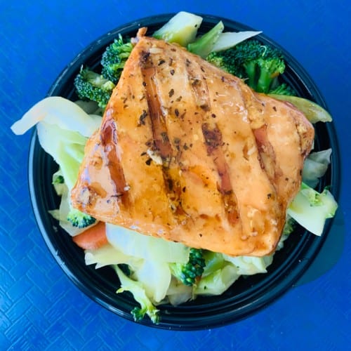 Teriyaki Salmon & Vegetables.