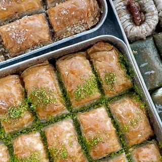Baklavas (3 pcs)