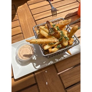 Garlic Truffle Fries