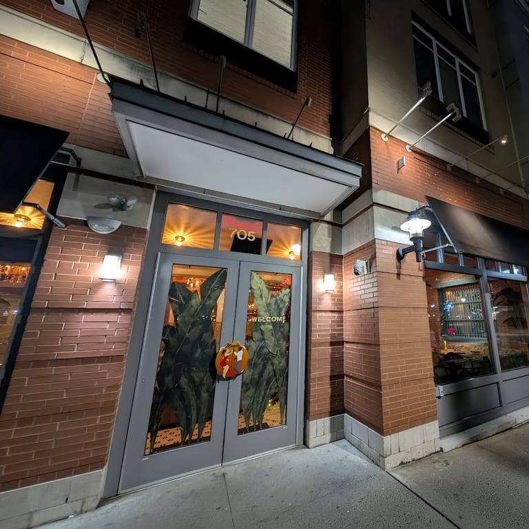 Welcome to Mambo Cuban Restaurant & Lounge! 