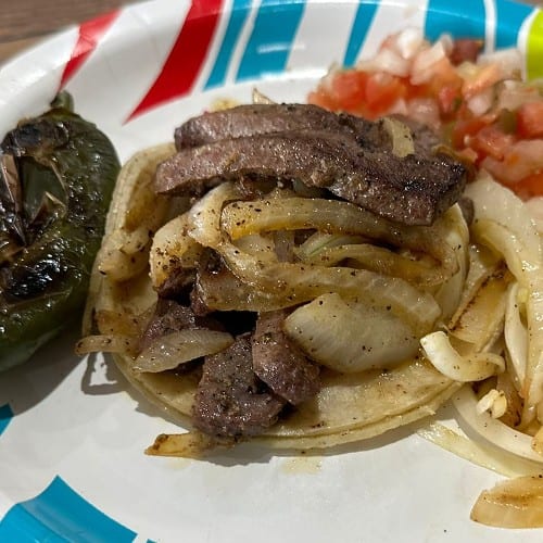Taco Higado Encebollado.