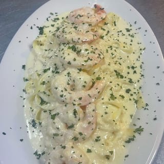 Shrimp & Chicken Alfredo or Vodka Sauce 