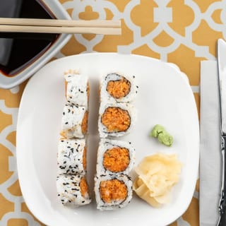 32. Spicy Tuna Roll