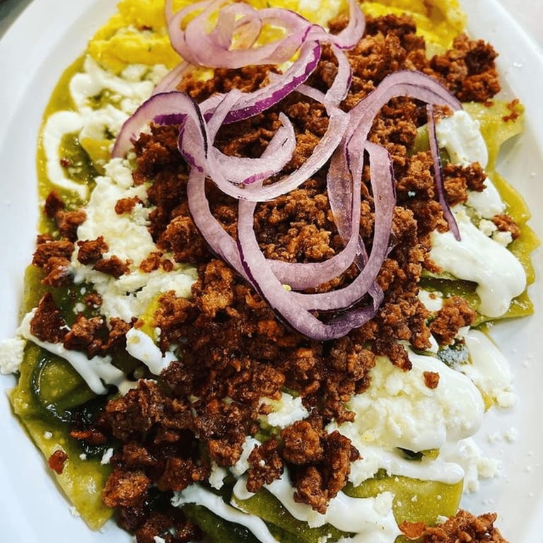 Delivery, Takeout, or Dine-In – Your Choice!