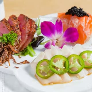 Kin Sashimi Sampler