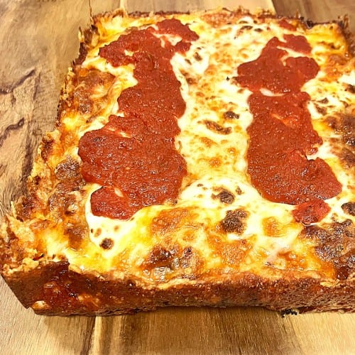 Four Of A Kind Detroit Syle Pizza.