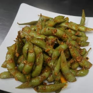 Spicy Garlic Edamame