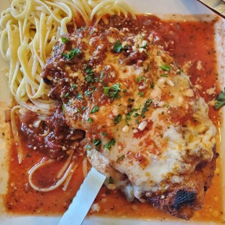 Takeout Delights: Pizza, Burgers, Pasta, BBQ, and More