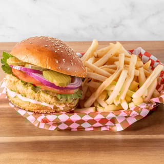 Chick-N-Sando W/Fries