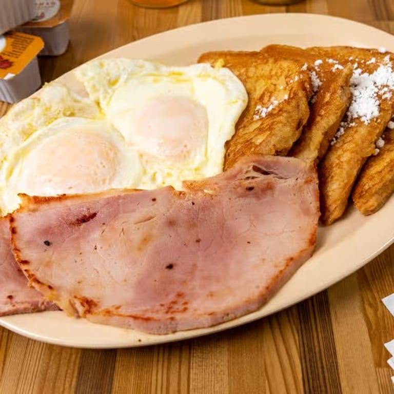 Egg-cellent Creations: A Breakfast Delight