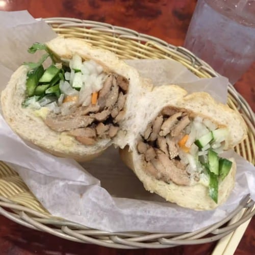 Banh Mi Ga Nuong(Grilled Lemongrass Chicken).