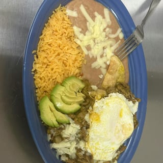 Chilaquiles Con Huevo