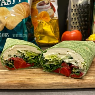 Mozzarella & Roasted Peppers Wrap