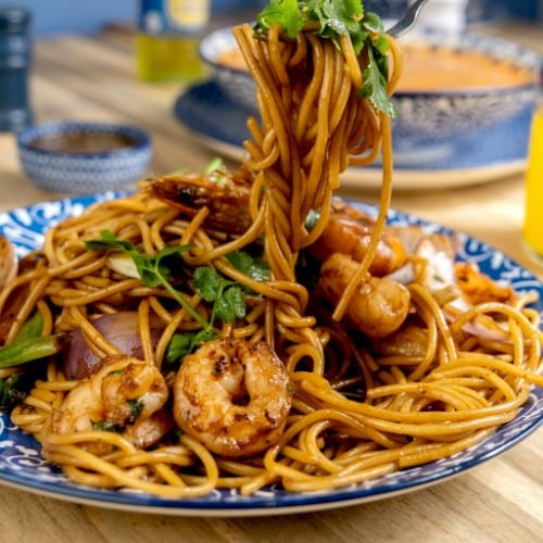 Tallarin Saltado De Camaron.