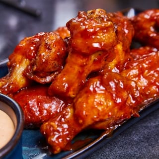 Brazas Hot Wings