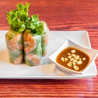 Fresh Summer Rolls-Gỏi Cuốn (2 pcs)
