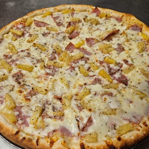 Hawaiian Pizza (Giant).
