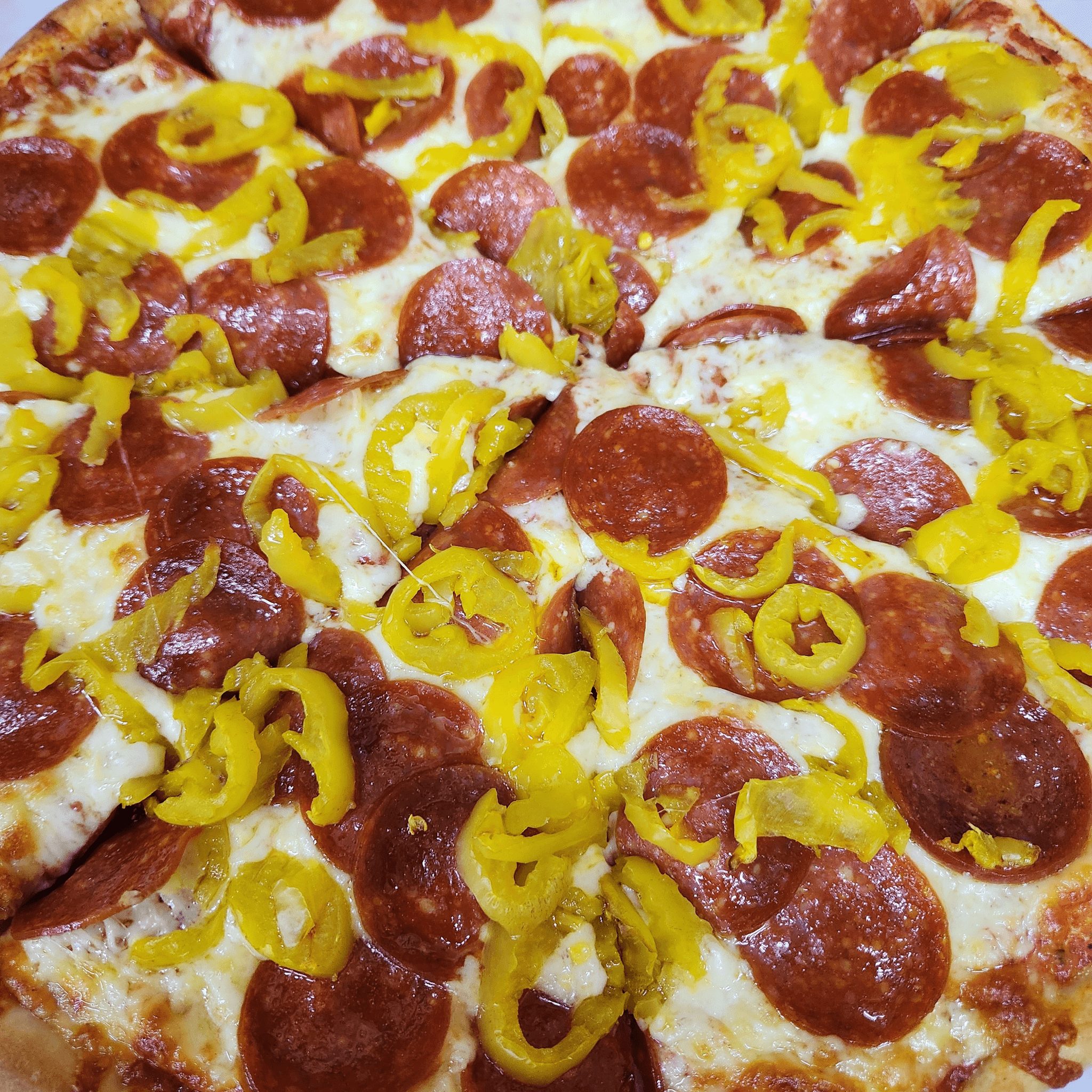 Pepperoni With Banana peppers Pizza.