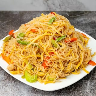 Large Pansit