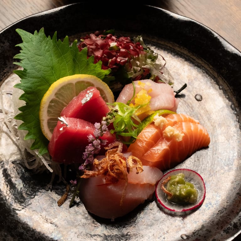 Fresh Flavors, Bold Bites