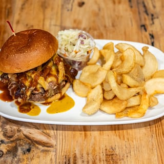 DAA Smokehouse Burger