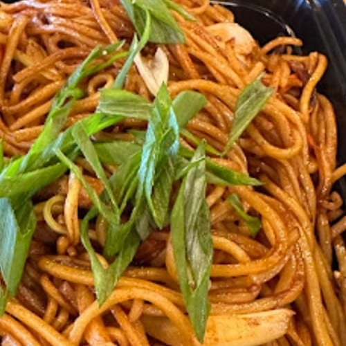 Schezwan Noodles (Vegetable).