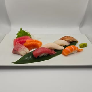 Sashimi & Sushi Combo