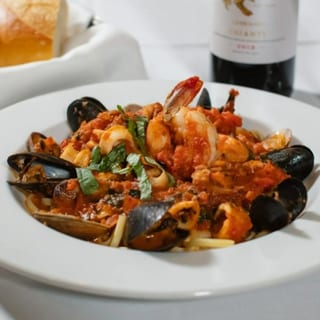 Linguine alla Pescatora