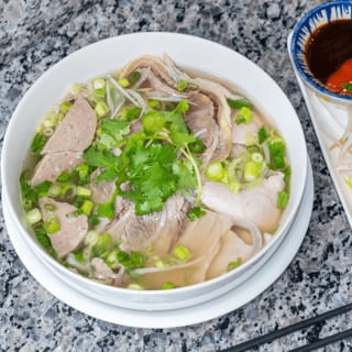 Phở Đặc Biệt (Special Combination Phở)