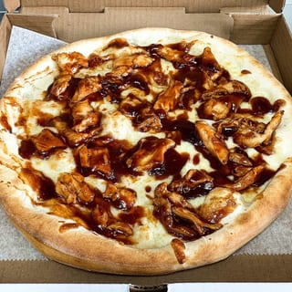 BBQ Grilled Chicken Pizza (Large 16'')