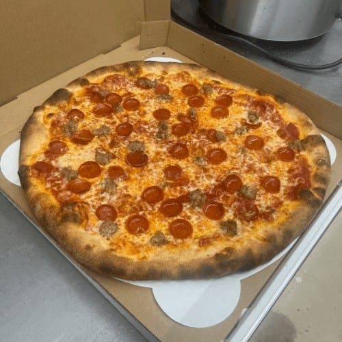 12” The Award Winner Pizza!!.