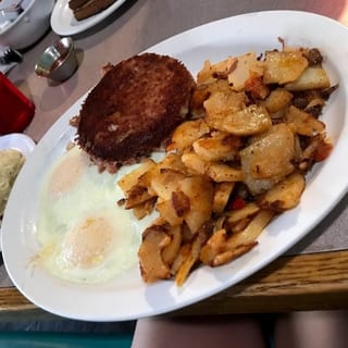 Corned Beef Hash & Eggs