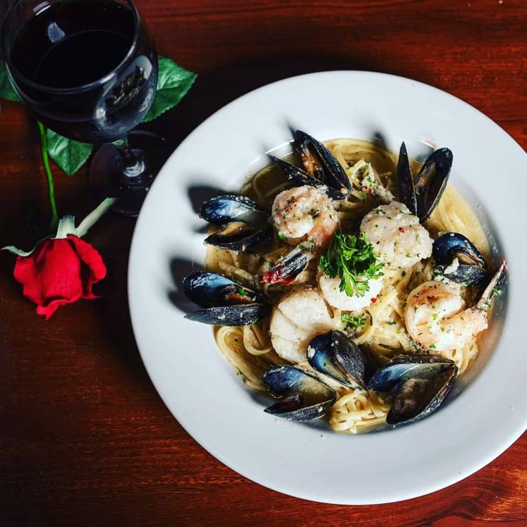 Menu Highlights You’ll Love🍕