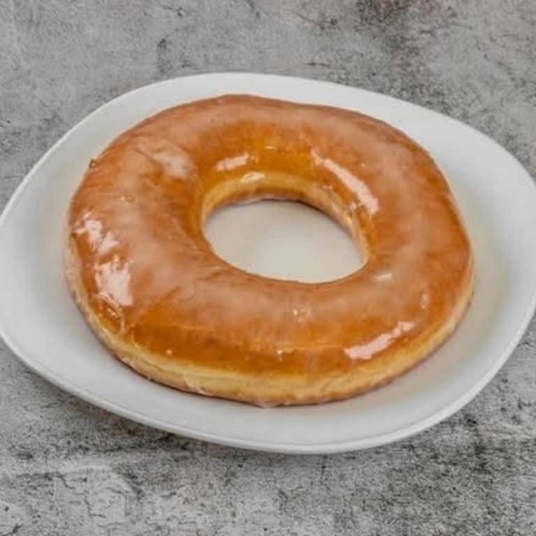 Home Of The Famous Giant Donut