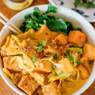 Curry Tofu Bowl