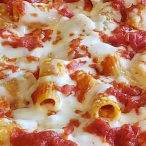 Baked Ziti Pizza (Medium 14" (6 Slices)).